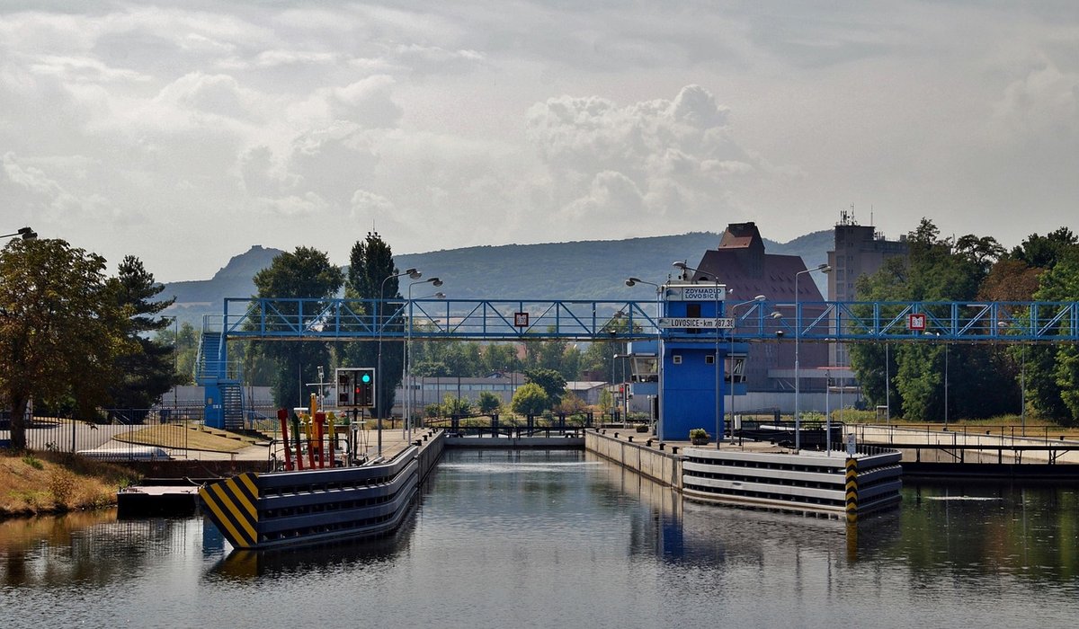 Dealing with weeds and debris in canals